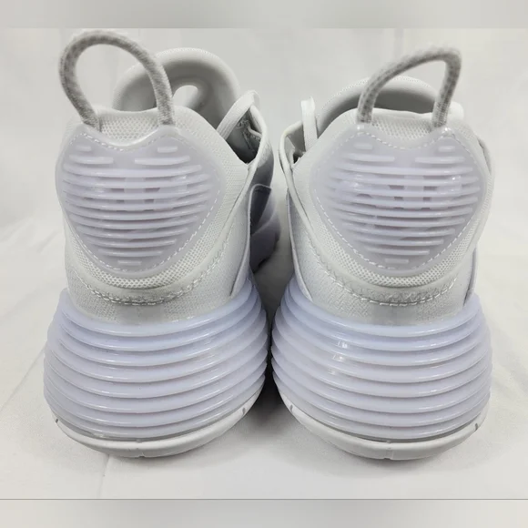 Nike Air Max 2090 Triple White Athletic Shoes Sneakers Mens Size 10.5 BV9977-100 - Picture 6 of 12